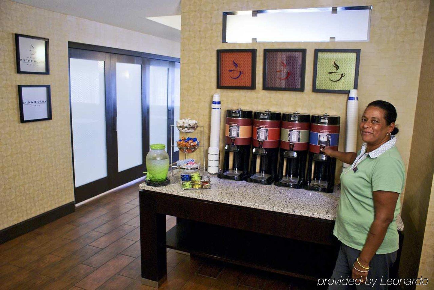 Spark By Hilton Tampa Brandon Heartland Restaurante foto