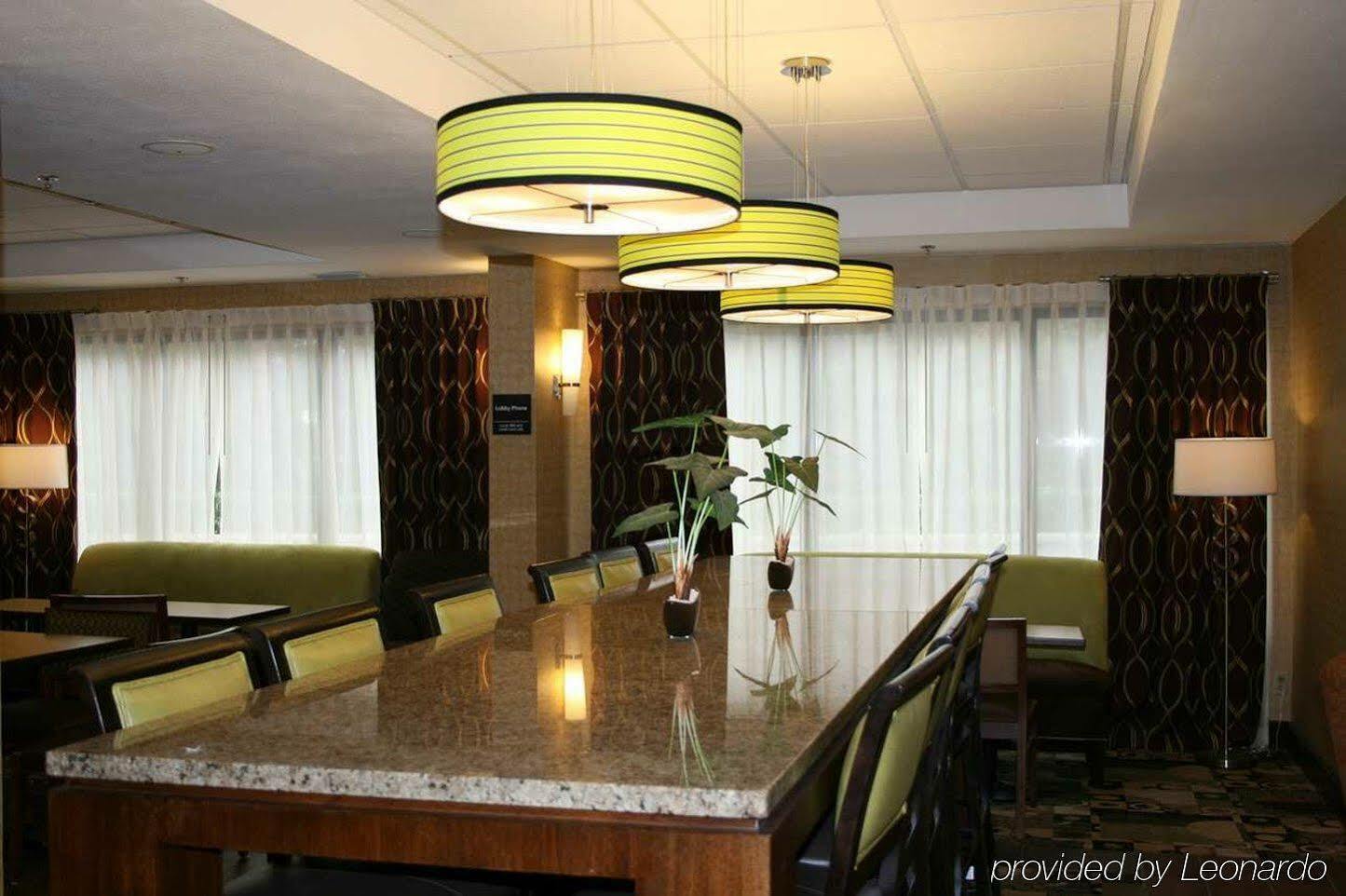 Spark By Hilton Tampa Brandon Heartland Exterior foto